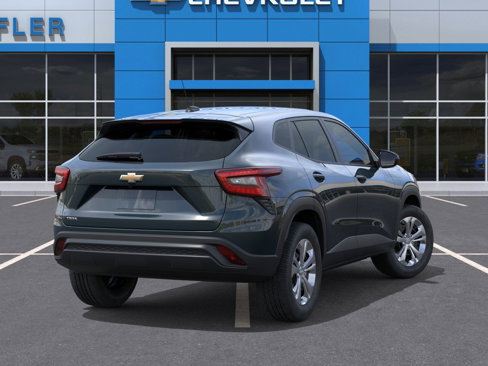 New 2025 Chevrolet Trax LS image 4