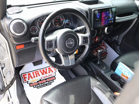 Used 2016 Jeep Wrangler Unlimited Rubicon image 21