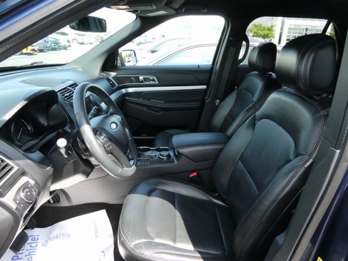 Used 2017 Ford Explorer XLT w/ Equipment Group 202A image 33