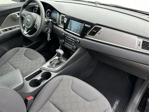 Used 2017 Kia Niro FE image 10