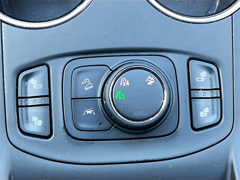 Used 2024 GMC Terrain SLT image 22