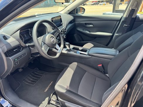 Used 2024 Nissan Sentra SV image 9