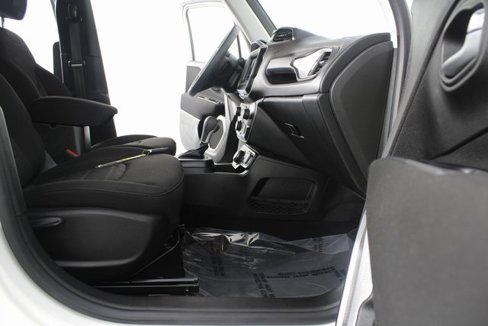 Used 2021 Jeep Renegade Latitude image 19