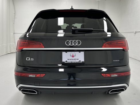 Used 2022 Audi Q5 2.0T Premium Plus w/ Premium Plus Package image 7