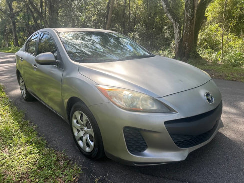 Used 2013 MAZDA MAZDA3 i Sport image 1