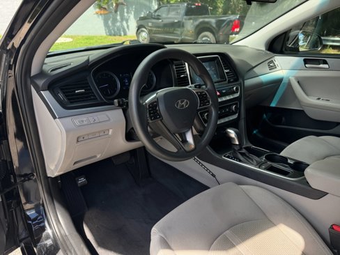 Used 2018 Hyundai Sonata SE image 13