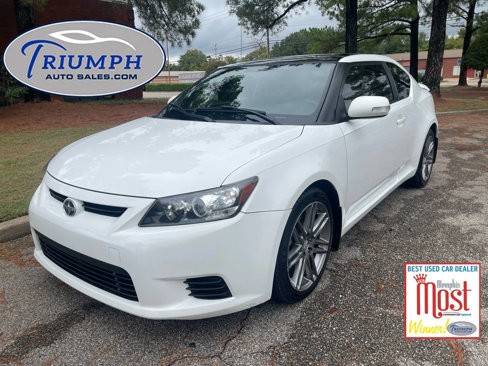 Used 2013 Scion tC image 1