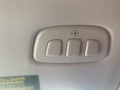 Used 2020 Ford Escape Titanium image 21