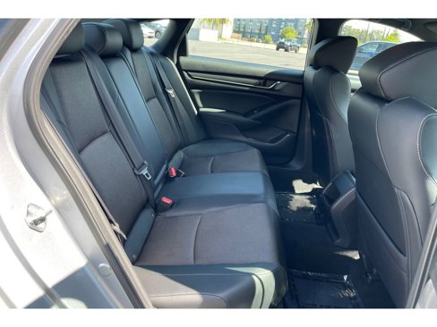 Used 2018 Honda Accord Sport image 17