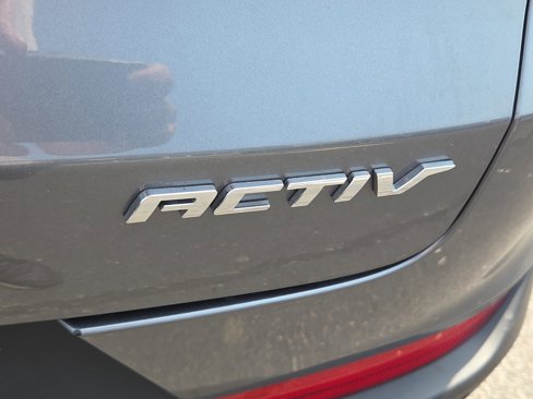 Used 2022 Chevrolet TrailBlazer ACTIV w/ Sun and Liftgate Package image 5