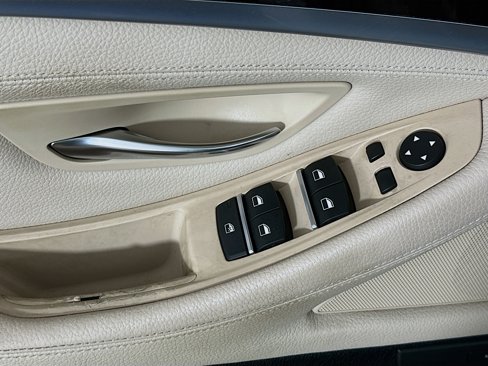Used 2013 BMW 535i xDrive Sedan image 15