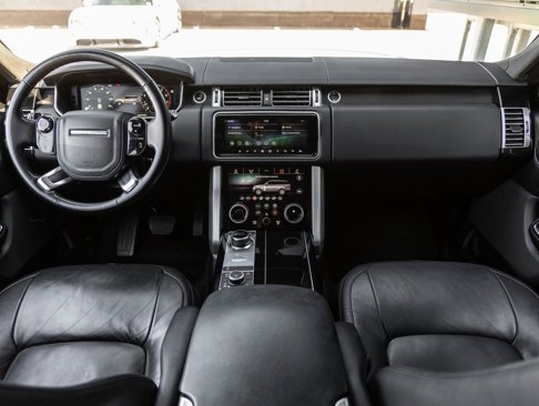 Used 2020 Land Rover Range Rover image 12