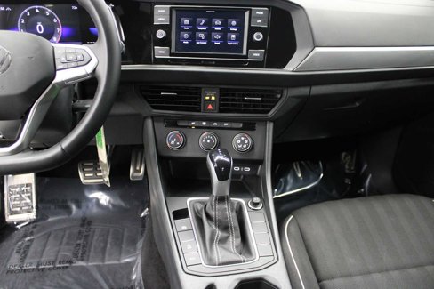 Used 2023 Volkswagen Jetta Sport image 23