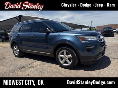 Used 2019 Ford Explorer XLT image 1