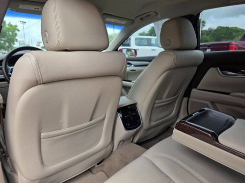 Used 2015 Cadillac XTS Luxury w/ Driver Awareness Package image 31