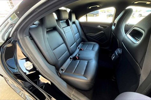 Used 2015 Mercedes-Benz CLA 250 image 16
