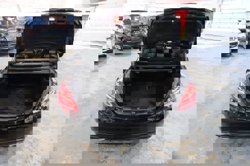 Used 2016 Mercedes-Benz C 300 4MATIC Sedan image 9