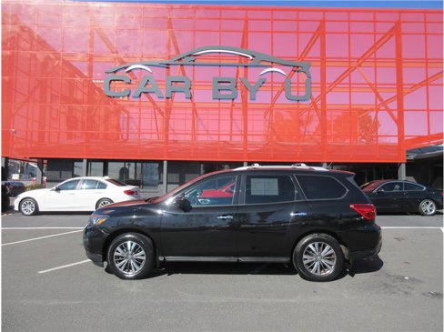 Used 2017 Nissan Pathfinder SL w/ SL Premium Package image 2