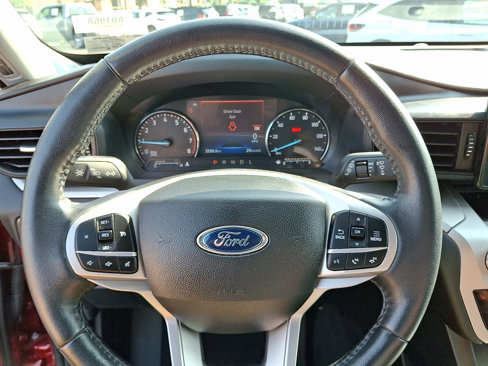 Certified 2022 Ford Explorer XLT image 20