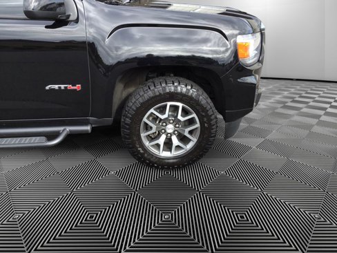 Used 2021 GMC Canyon AT4 w/ Trailering Package image 9