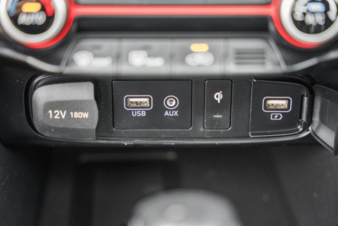 Used 2020 Hyundai Veloster 2.0 Premium image 26