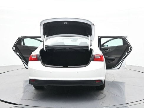 Used 2023 Chevrolet Malibu LT w/ Driver Confidence Package image 46