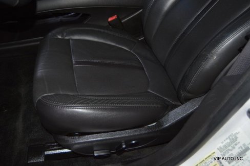 Used 2013 Lincoln MKZ Hybrid image 17