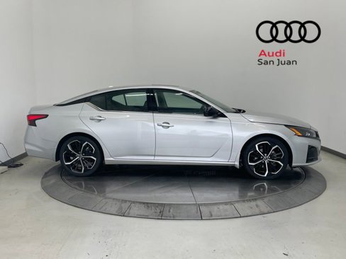 Used 2023 Nissan Altima 2.5 SR image 15