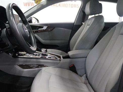 Used 2019 Audi A4 2.0T Premium w/ Convenience Package image 8