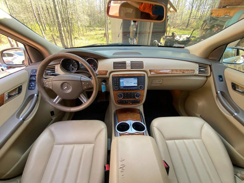 Used 2008 Mercedes-Benz R 320 CDI 4MATIC image 8