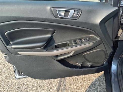 Used 2022 Ford EcoSport Titanium image 13
