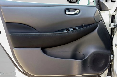Used 2020 Nissan Leaf SV w/ Protection Package image 13