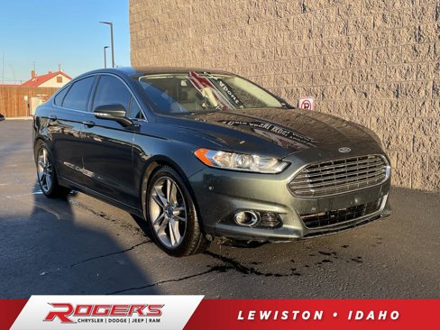 Used 2020 Ford Fusion SE image 1
