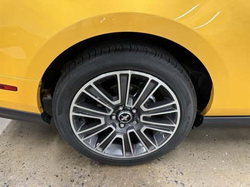 Used 2011 Ford Mustang GT Premium w/ GT Coupe Accessory Pkg 1 image 17
