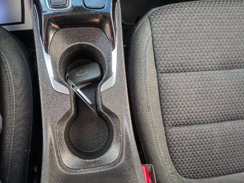 Used 2023 Chevrolet Bolt EUV LT w/ Comfort Package image 34