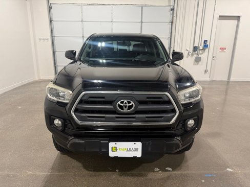 Used 2016 Toyota Tacoma SR5 image 2