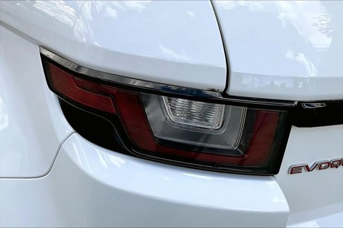 Used 2018 Land Rover Range Rover Evoque HSE Dynamic image 30