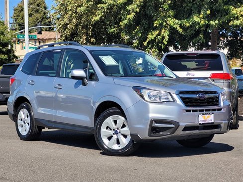 Used 2017 Subaru Forester 2.5i Premium w/ All-Weather Package image 2