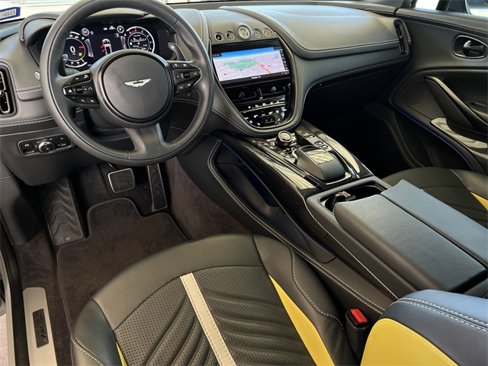 Used 2023 Aston Martin DBX 707 image 3