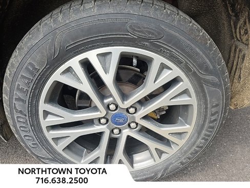 Used 2021 Ford Escape SEL image 12