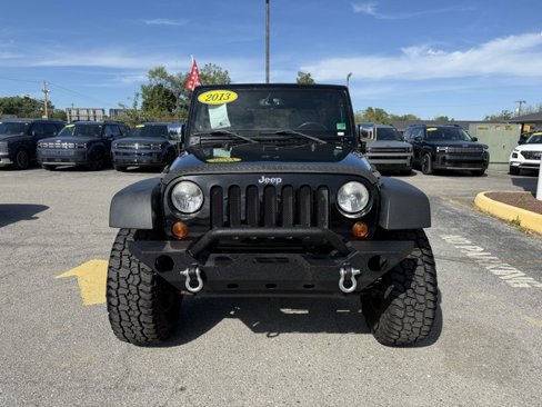 Used 2013 Jeep Wrangler Unlimited Sport image 8