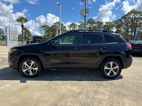 Certified 2022 Jeep Cherokee Limited image 6