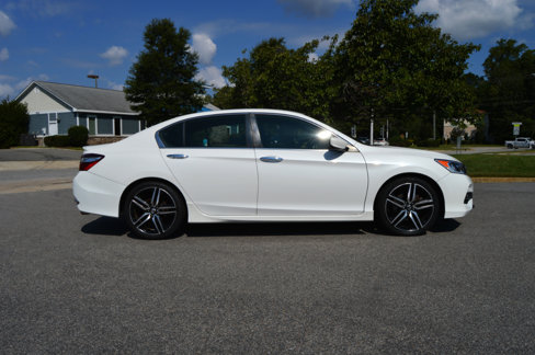 Used 2016 Honda Accord Sport image 7