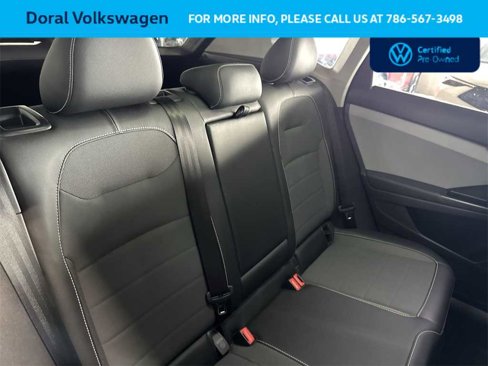 Used 2023 Volkswagen Taos SE w/ Panoramic Sunroof Package image 26