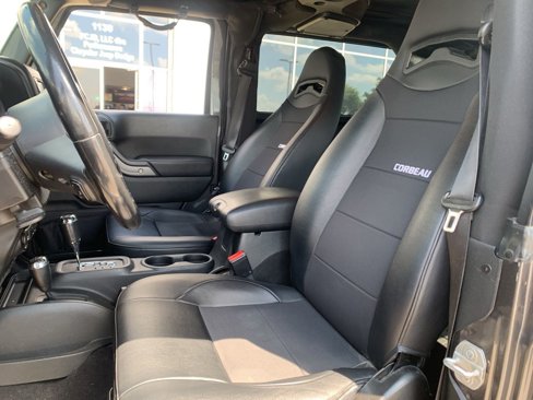Used 2017 Jeep Wrangler Sport image 10