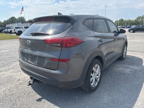 Used 2020 Hyundai Tucson SE w/ Cargo Package image 2