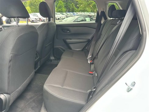 Certified 2024 Nissan Rogue S image 15