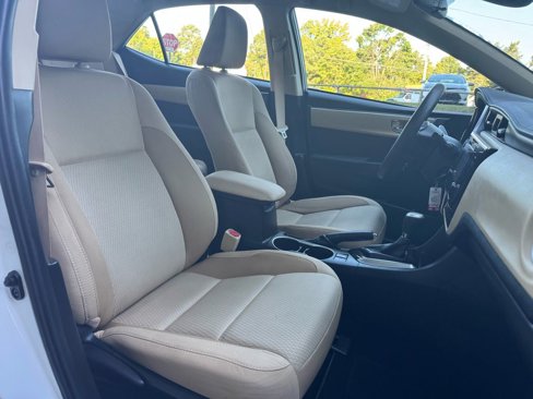Used 2017 Toyota Corolla L image 22