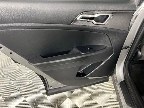 Used 2024 Kia Sportage LX image 27
