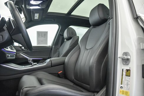 Certified 2022 BMW X5 sDrive40i w/ Parking Assistance Package image 19
